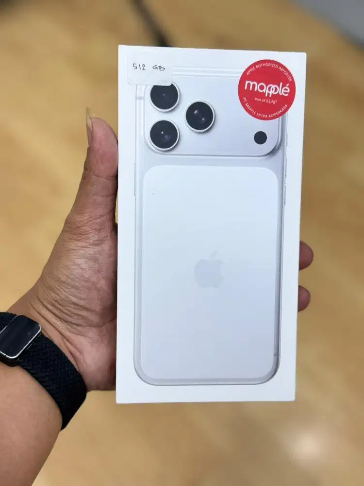 Iphone 17 Promax 512Gb Silver baru garansi resmi garansi full 1 tahun
