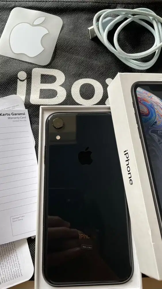 iPhone XR 64GB iBox