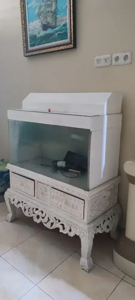Aquarium Kayu Ukiran