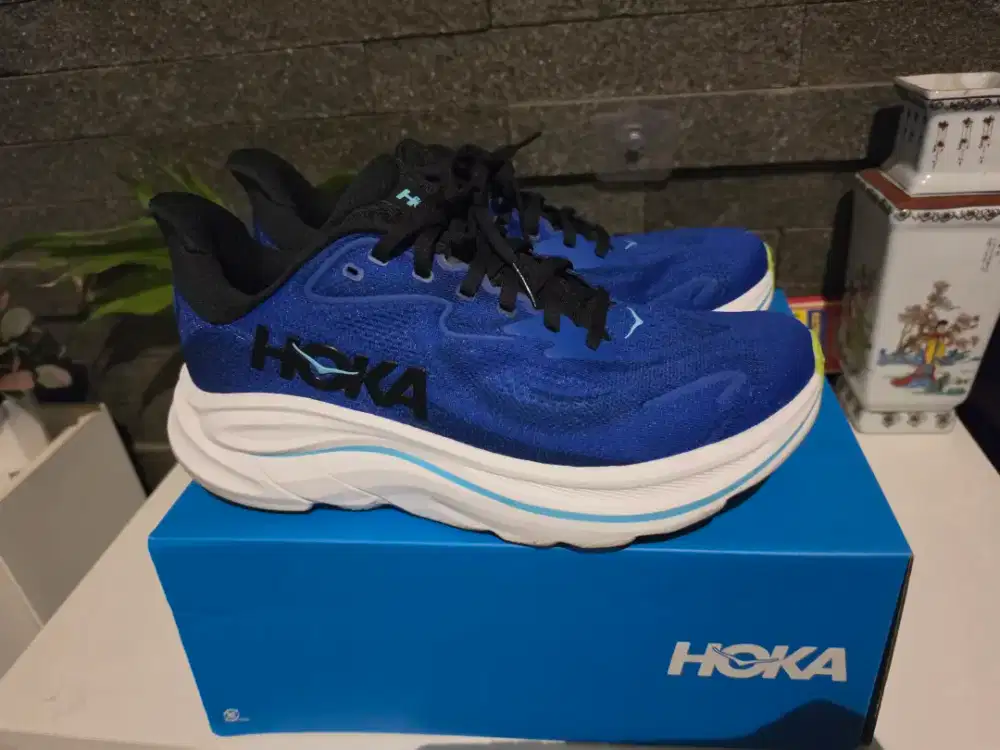 Sepatu Hoka Clifton 10 size 42