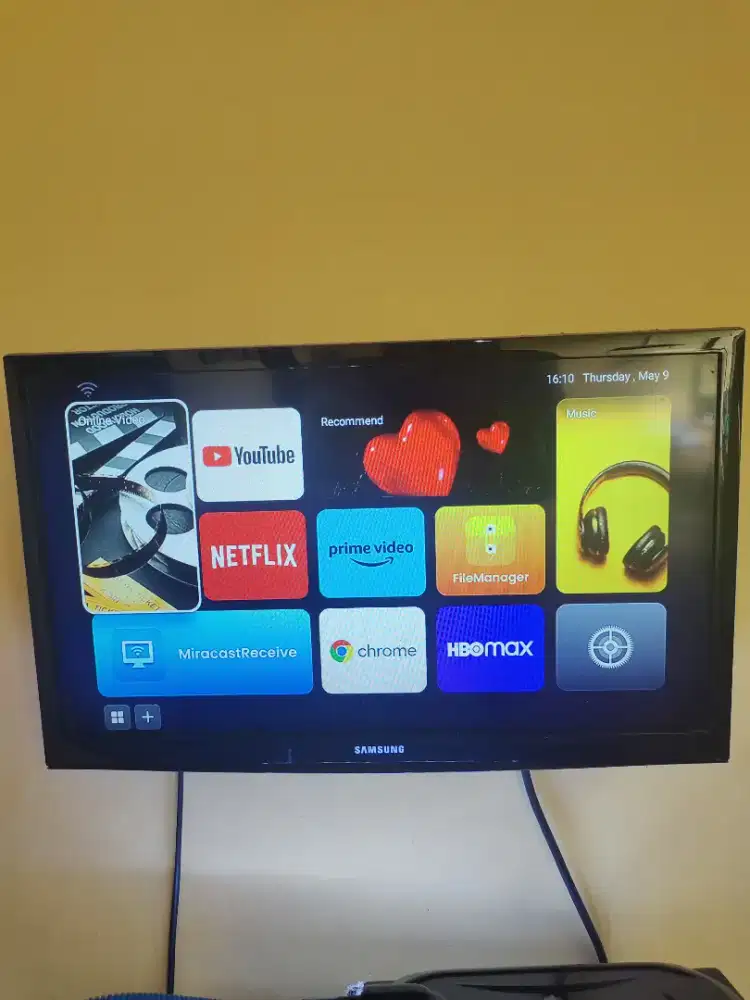 Samsung LED TV 24 Inch + Android Box