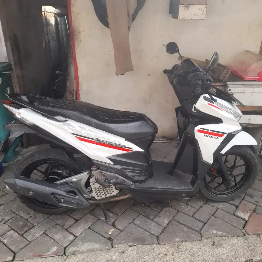 Vario 125 pajak on Tangkot