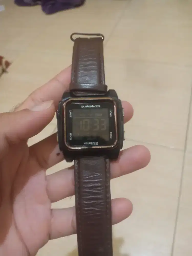 jam tangan pria kulit asli SEIKO