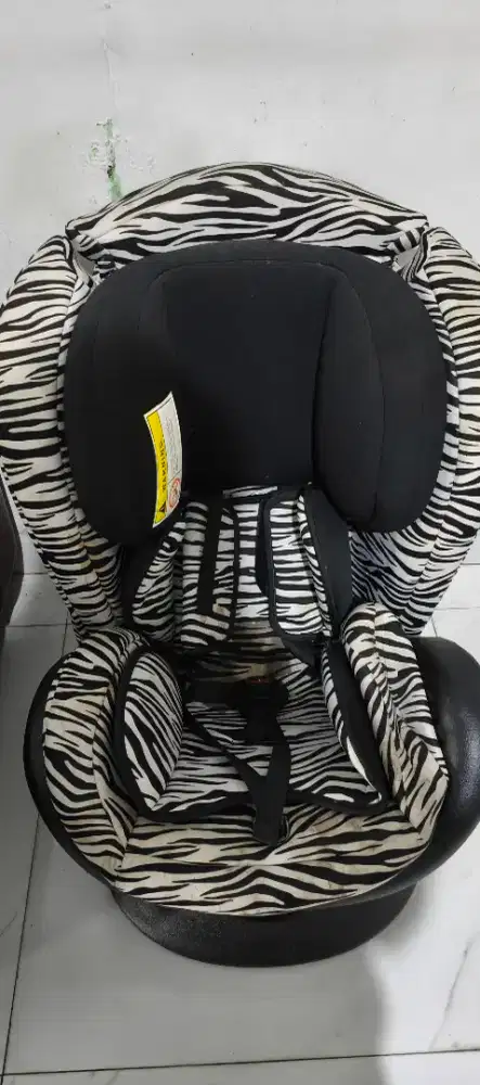 Car seat merk babydoes motif zebra