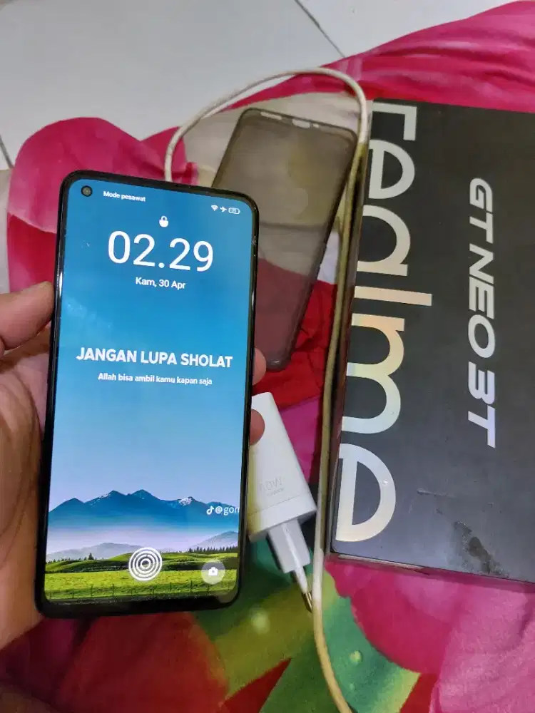 Realme GT Neo 3T