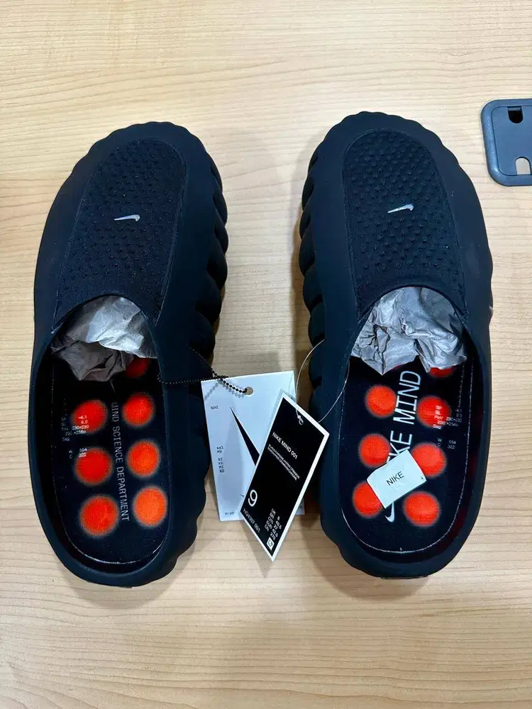 ORI NIKE MIND 42,5 - BNIB