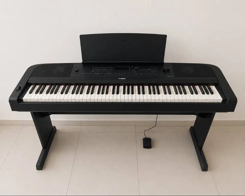 Piano Digital DGX 670 Yamaha