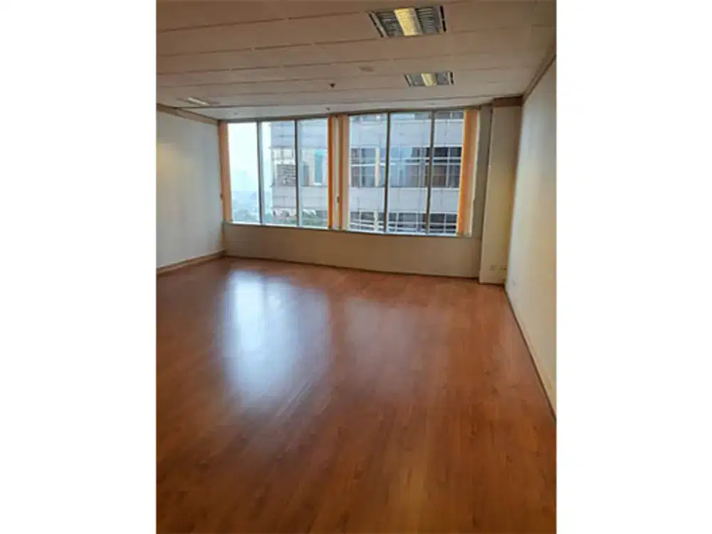 Office Space Disewakan Menara Sudirman Luas 218