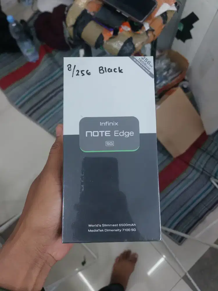 Infinix note edge 5G 8/256 layar lengkung