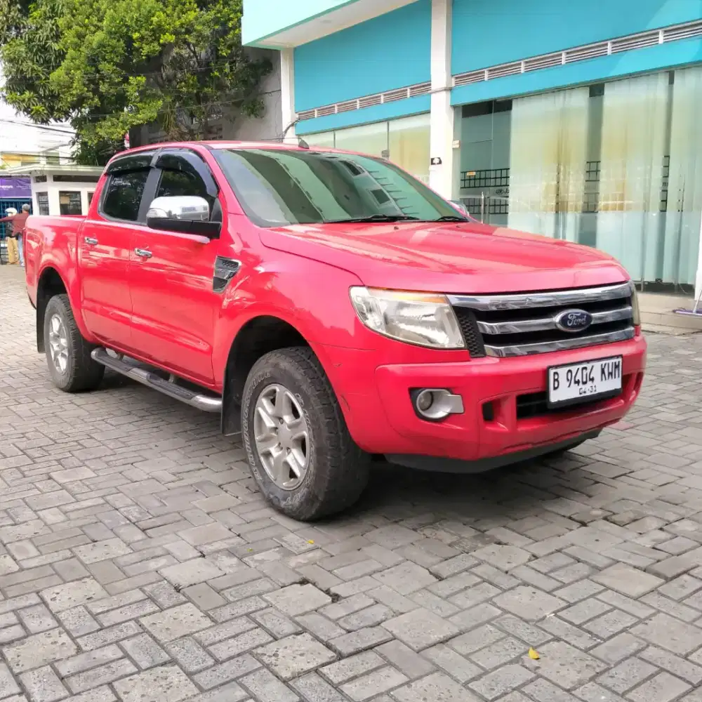 FORD RANGER DC T6 XLT 3.2L M/T 4X4 2014 5 SILINDER MERAH ORIGINAL