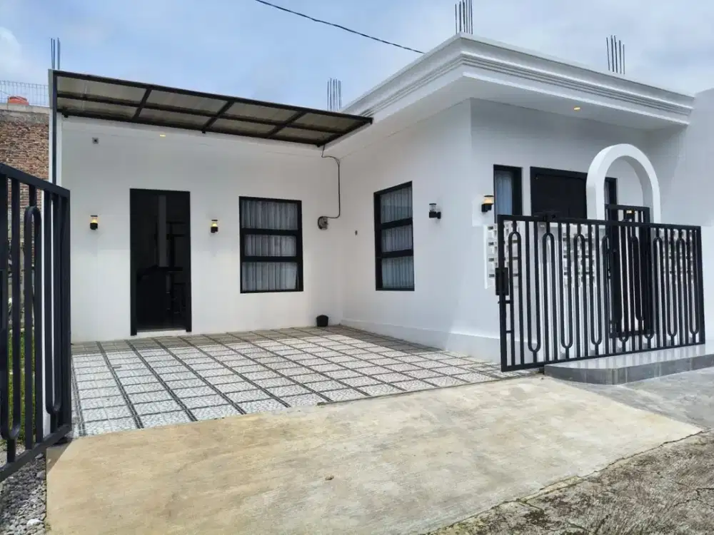 Dijual Rumah Baru Cantik di Setiabudi Regency Siap Huni