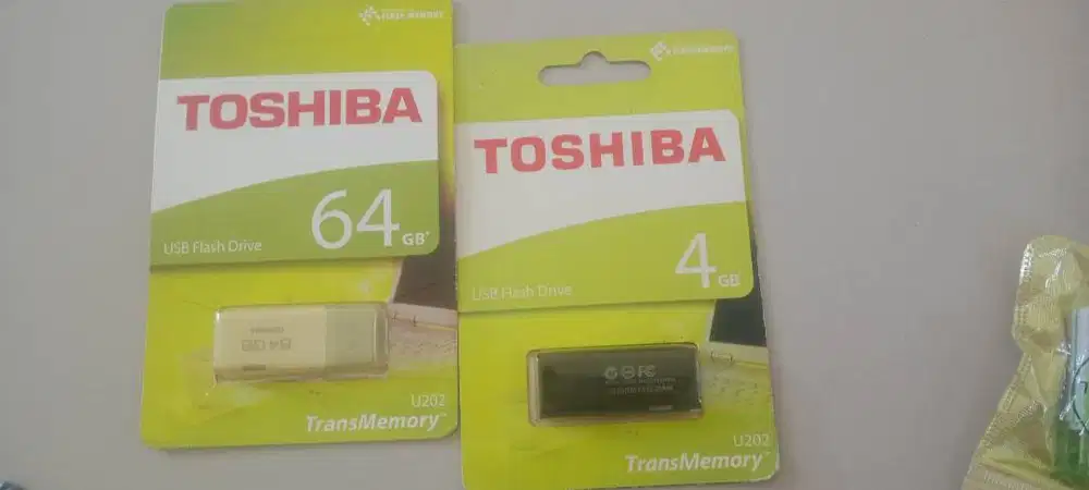 Flashdisk masih segel