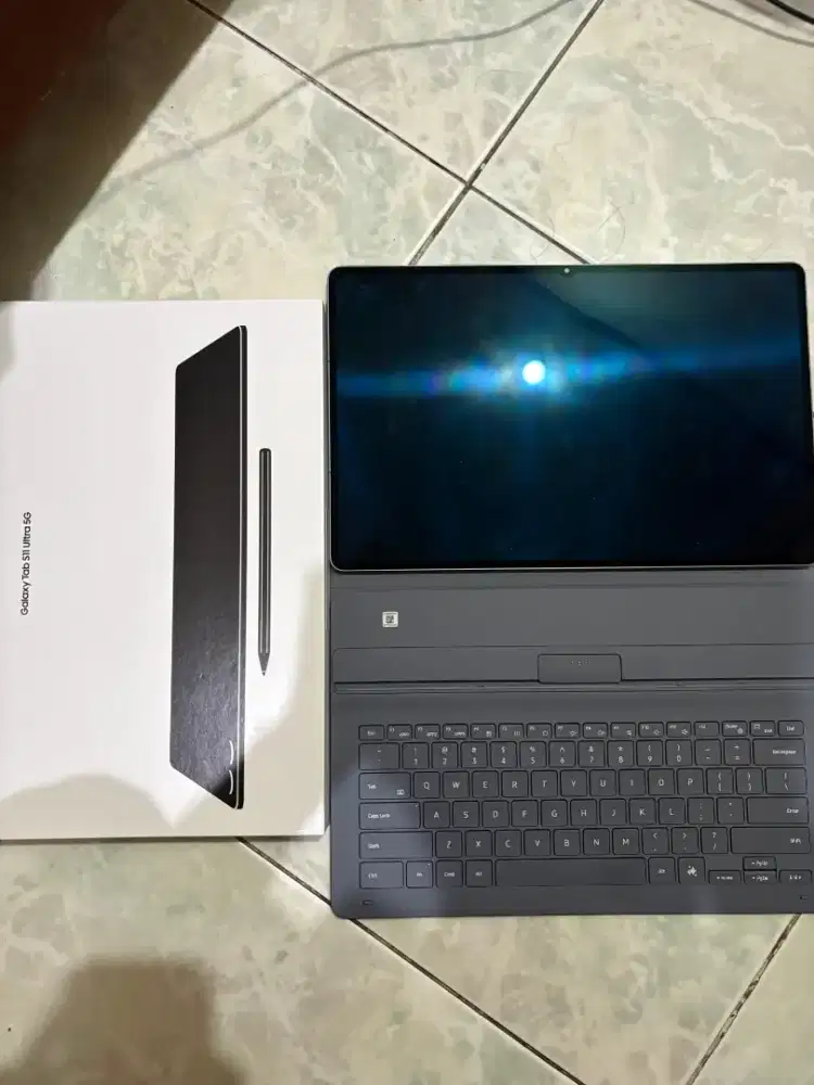 BNOB Samsung Tab S11 Ultra 5G + keyboard ori 12/256gb SEIN