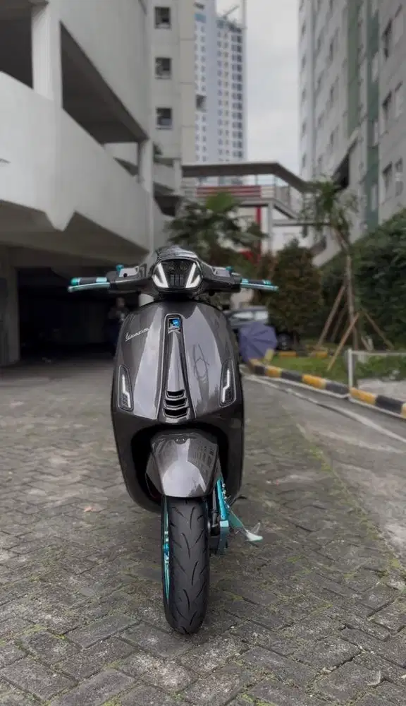 Vespa Sprint S 2023 pemakaian 2024 full aksesoris