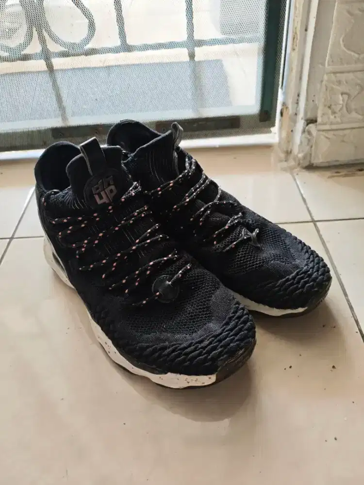 Sepatu Basket - Second/Bekas