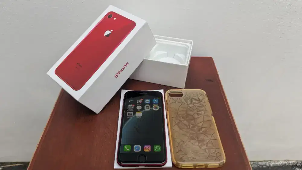 JUAL SANTAI IPHONE 8 WARNA RED NOKEN, ALL OPERATOR, MULUS, LENGKAP