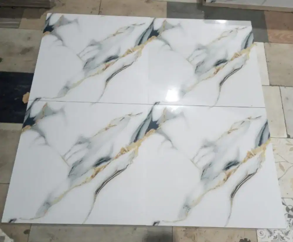 Granit 60x60 motif marmer