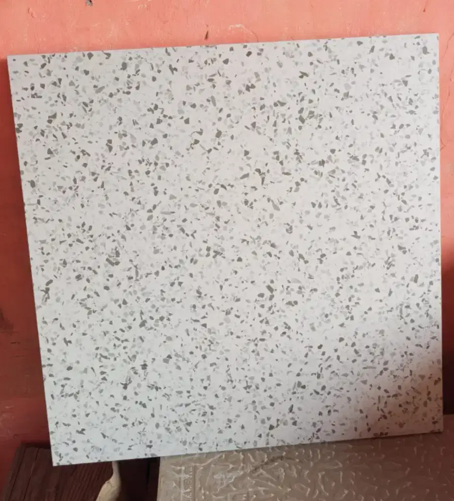 Granit ukuran 60x60 matt