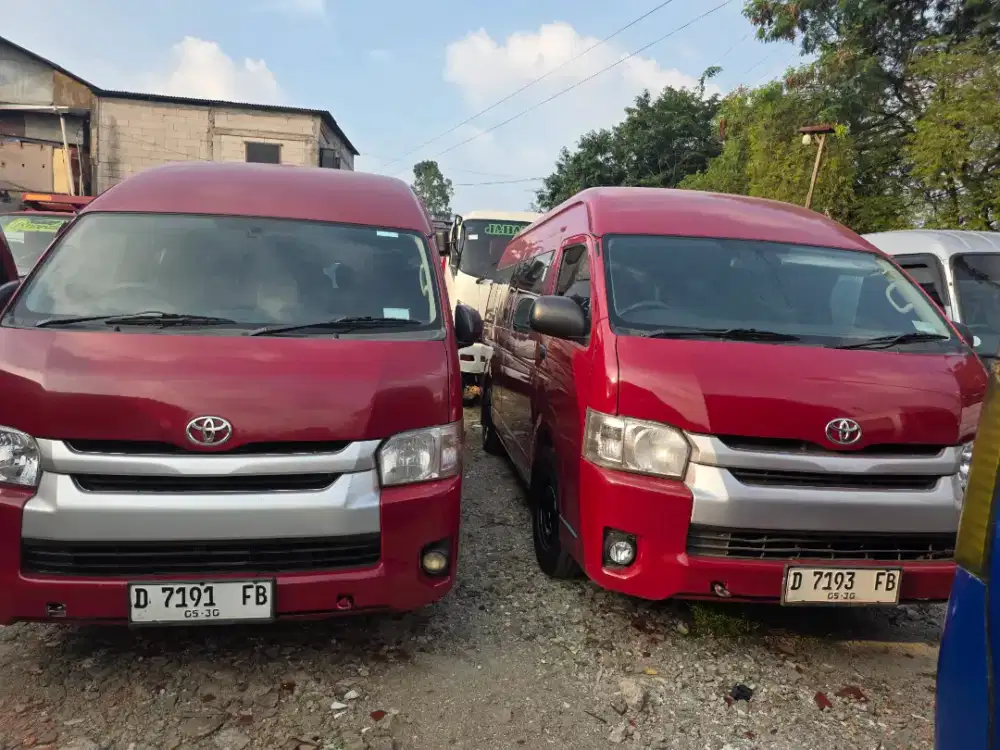 TOYOTA HIACE COMUTER THN 2019