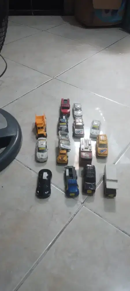 Miniatur diecast mobcin