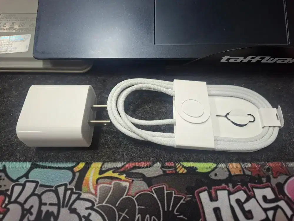 Charger dan Kabel iPhone Braided