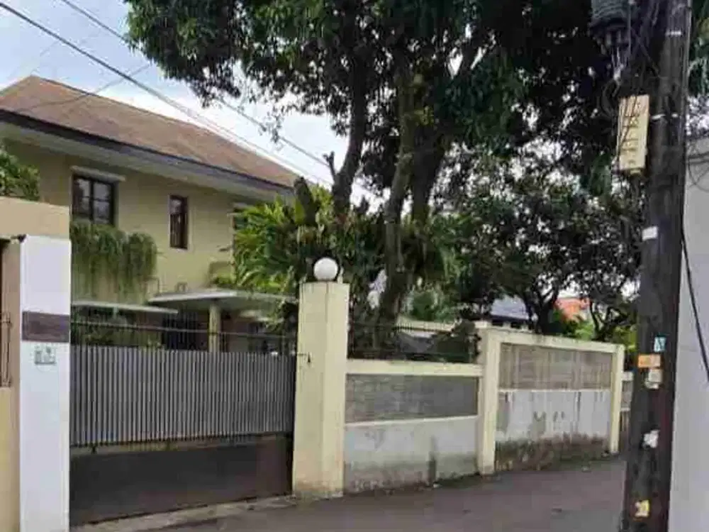 Dijual rumah MPR IX, Jaksel.LT 921 M2, LB 614 M2 Rp18,5 M