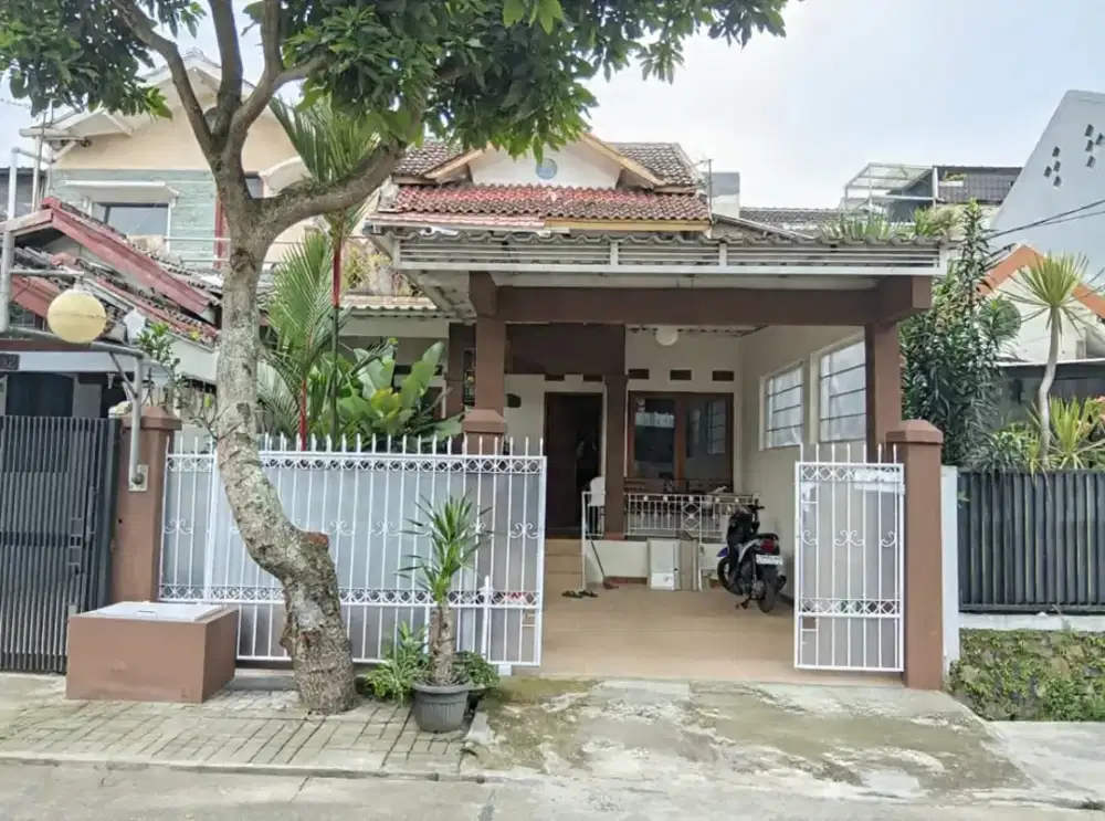 Rumah 2 lantai komplek puri cipageran cimahi dekat alun- alun cimahi