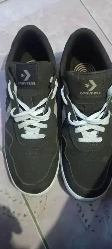 Sepatu converse casual ukuran 42