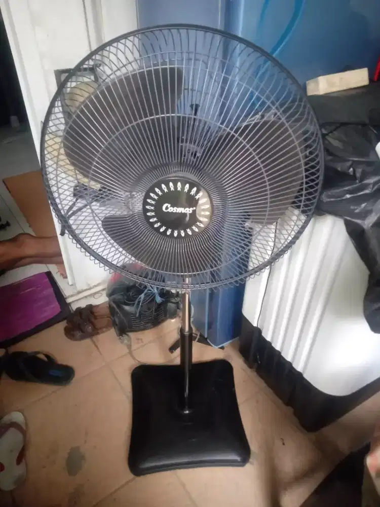 Kipas angin stand fan 16 inch cosmos normal siap pakai nego tipis