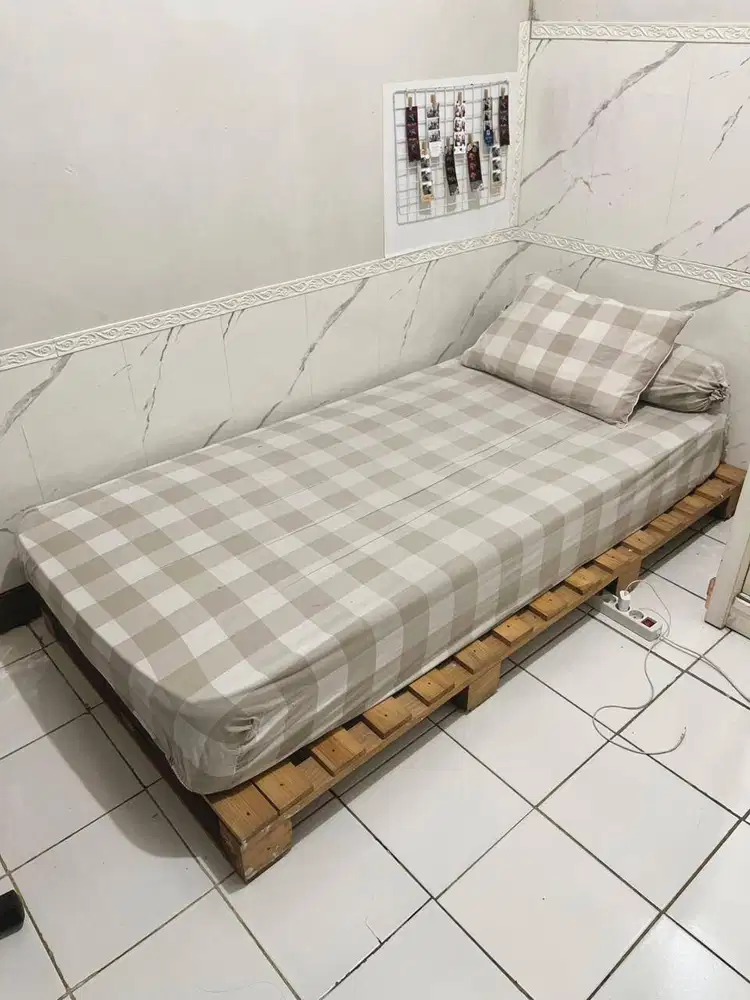 Kasur Spring Bed GUHDO Standard 90x200x25 Set Free Dipan dan Bedcover