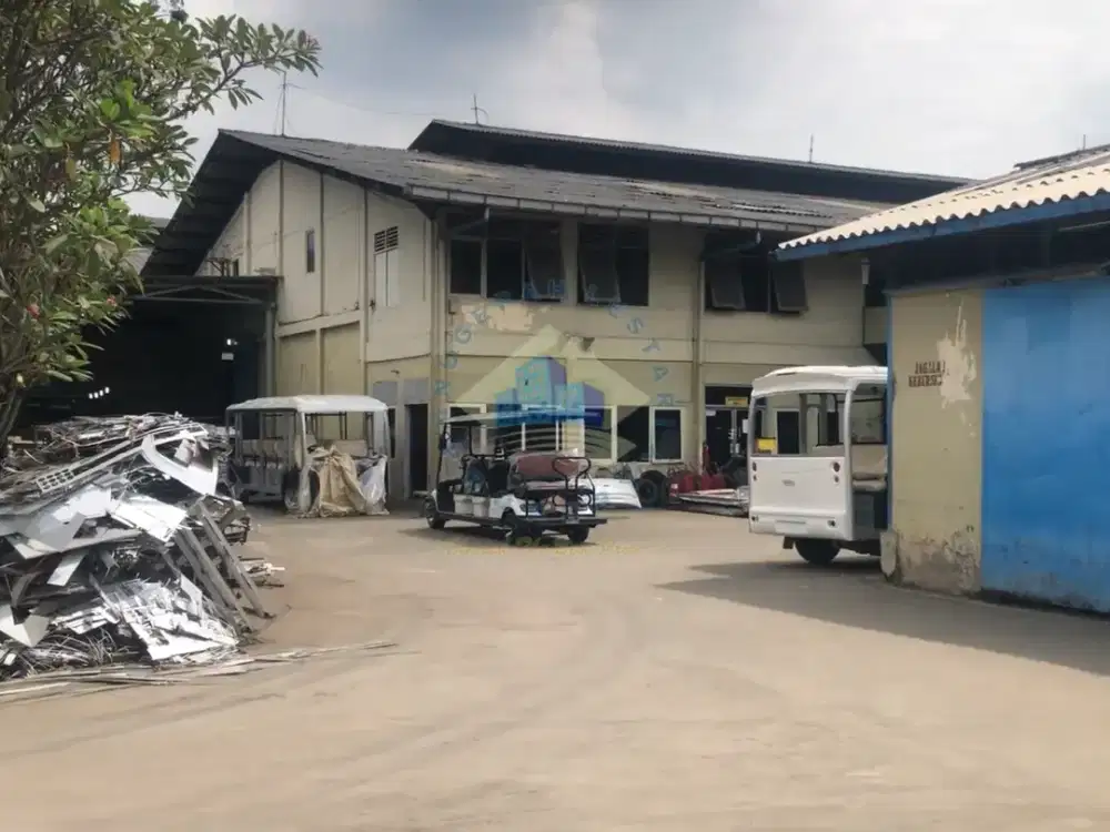 Pergudangan di jl raya Pantura Cikupa Tangerang, Banten