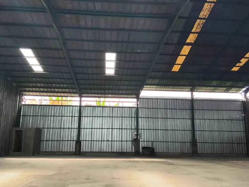 Dijual Gudang Siap Huni Semanan kalideres. pas sebrang terminal xderes