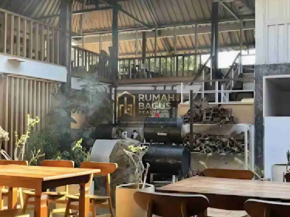 ruko strategis di kawasan komersial dan bisnis premium
Sangat cocok untuk: butik, cafe,klinik, salon, kantor syp Riau bandung kota