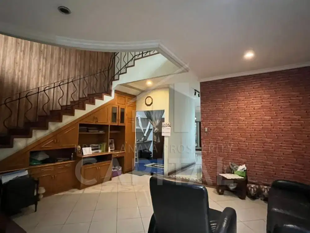 RUMAH DI SAYAP DAGO COCOK UNTUK USAHA DAN LOKASI STRATEGIS