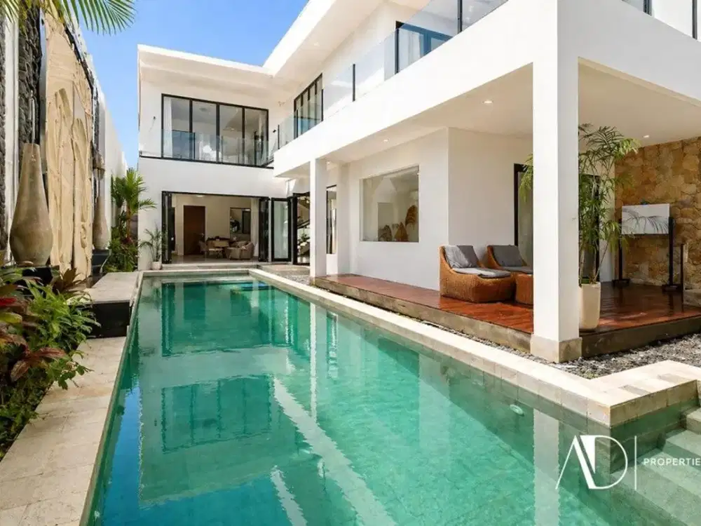 LEASEHOLD | 2-BEDROOM MODERN VILLA IN MUNGGU, CANGGU