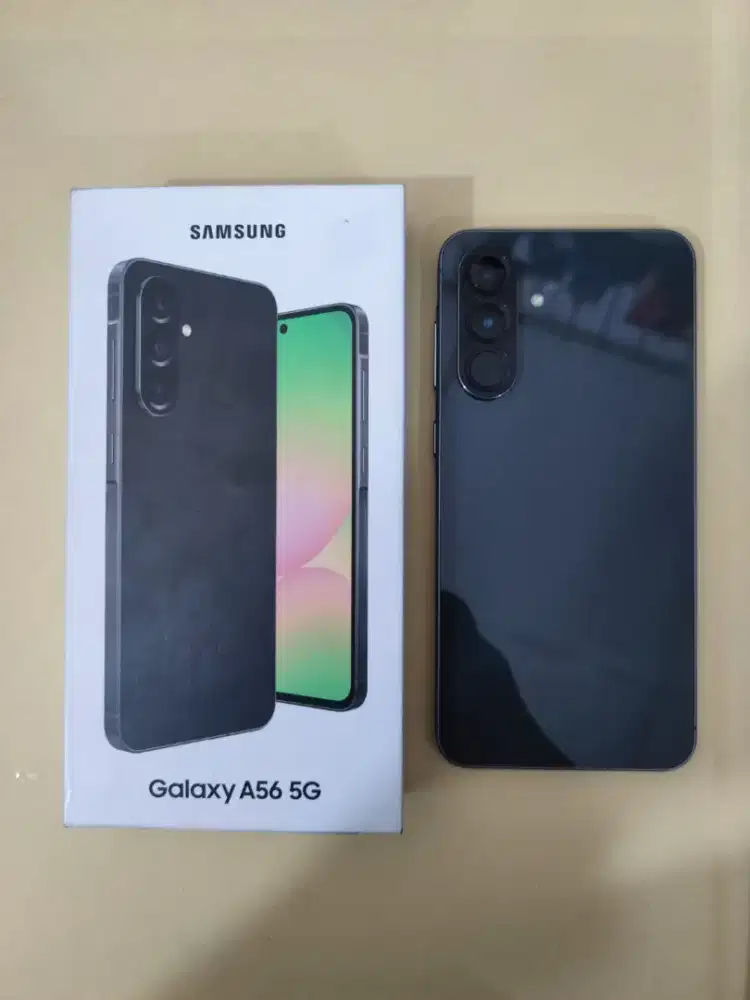 Samsung galaxy A56 ram 8+8/256gb like new