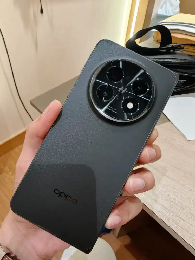 Oppo Find N5 Cosmic Black 16/512 grs resmi Agustus 2026