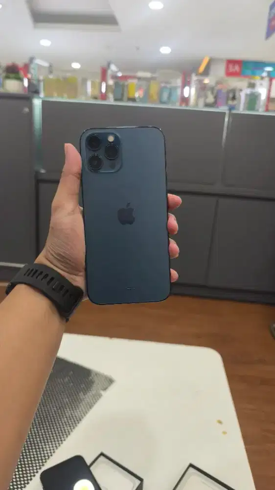 iPhone 12 Promax/256Gb iBox