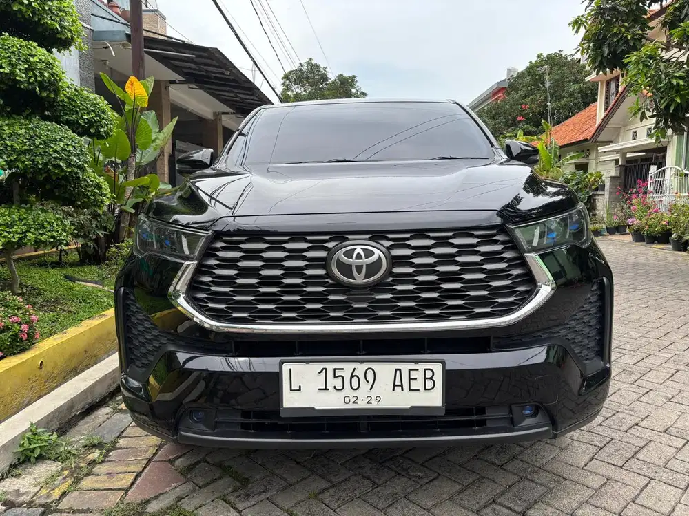 Toyota Innova Zenix G Bsn Cvt'2023.SPRTI BARU GRESSS