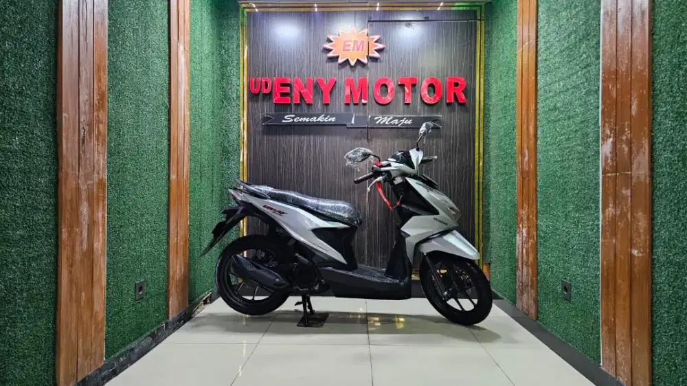 ENY MOTOR - HONDA BEAT DELUXE 2021 - SILVER