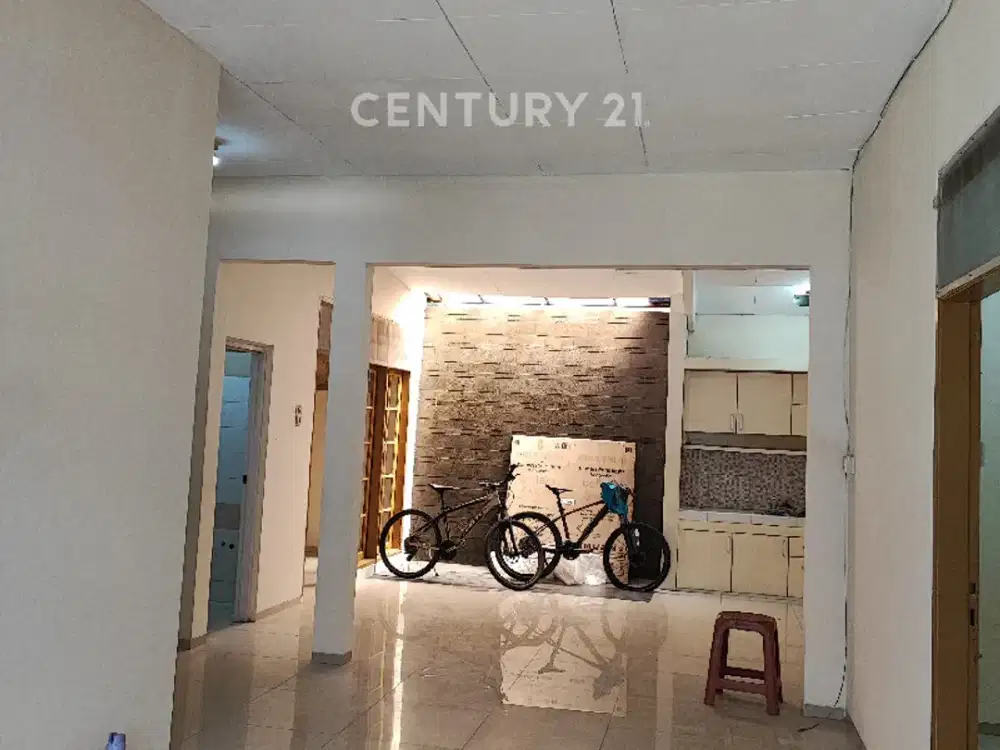 Rumah Di Taman Kopo Indah 1 Blok H Tidak Jauh Dari Pasar Segar