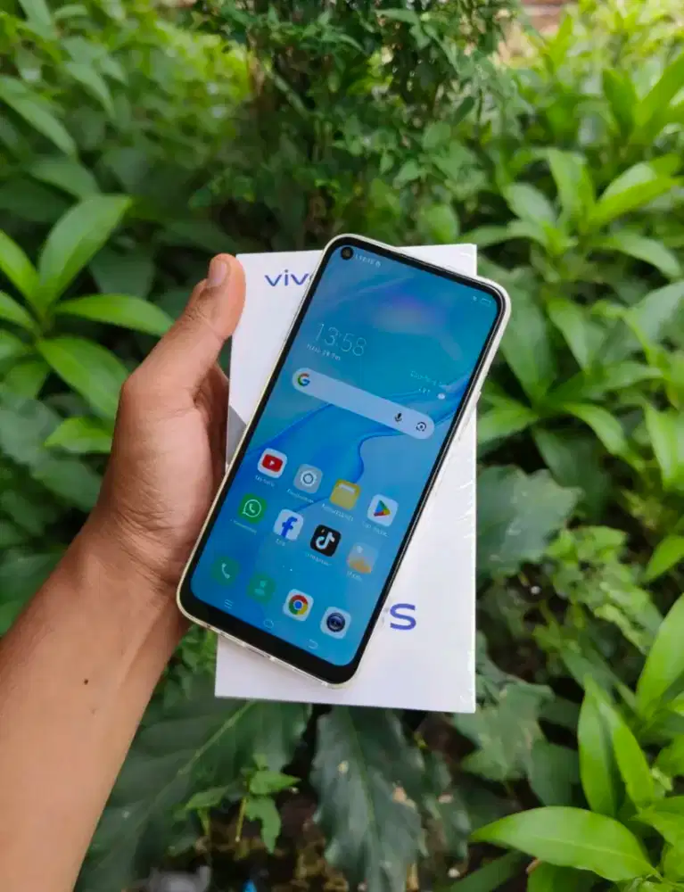 Vivo Y70s 5G Kumplit