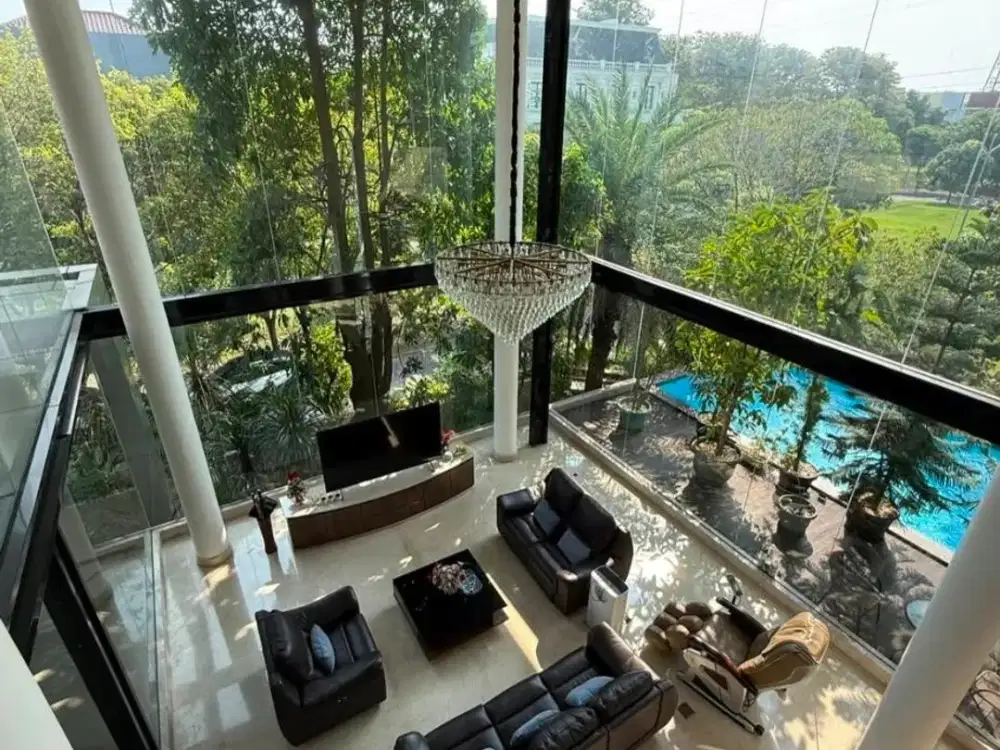 Dijual rumah mewah ada pool di katamaran pik