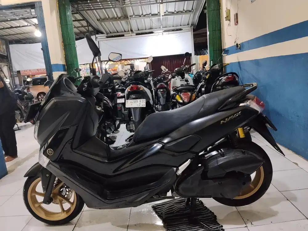 Jual yamaha nmax old 2019 super mulus gress terawat