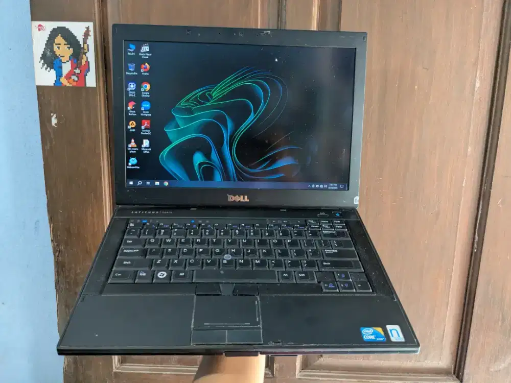 Laptop Dell Latitude E6410 Core I5 Ram 4 Normalan Tinggal Pake Aja