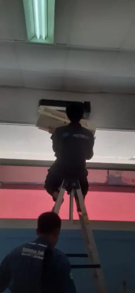 Service AC Baru dan lama