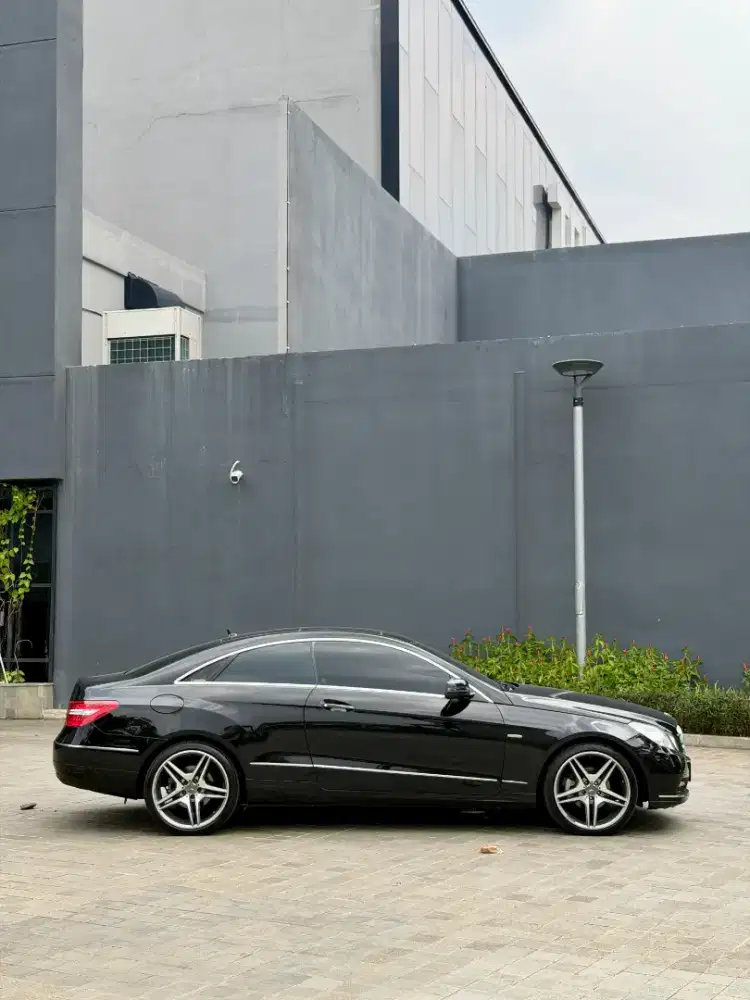 [Cash ] E250 Coupe Cgi