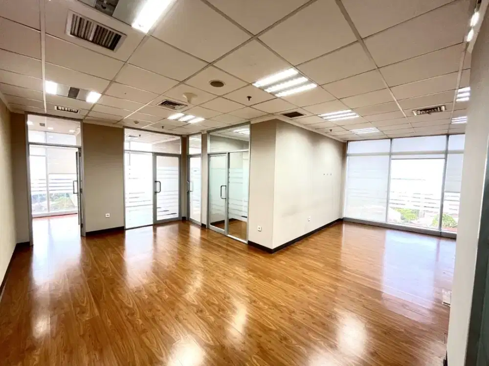 Sewa ruang kantor Fitted di Gedung Antam Office Park, Tb simatupang Jakarta Selatan