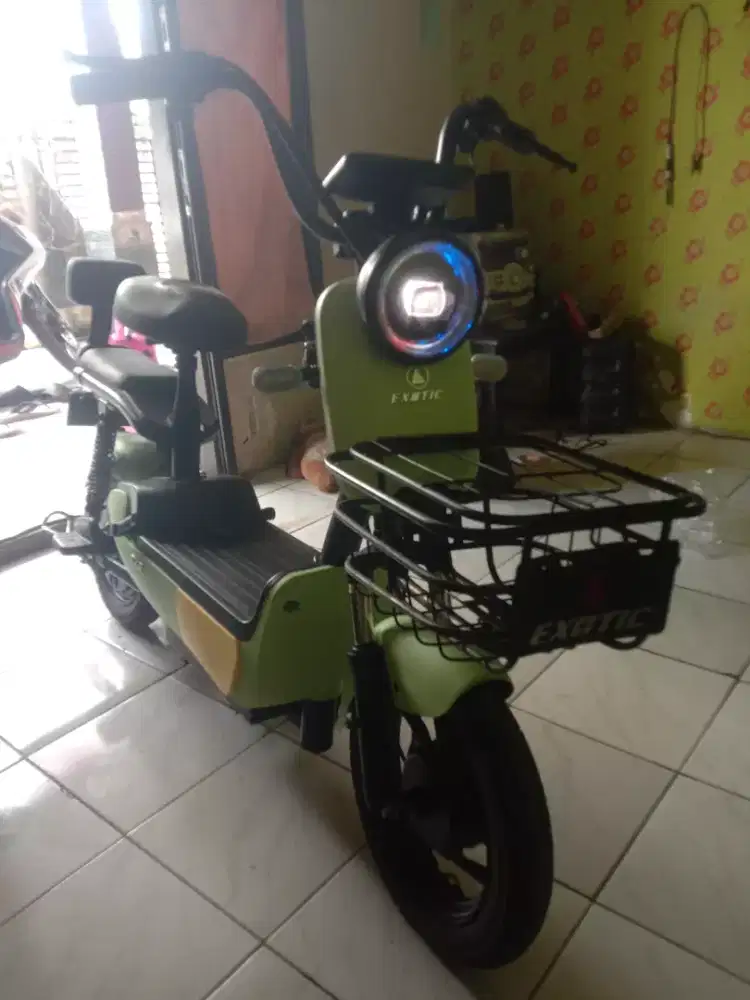 Sepeda listrik Exotic