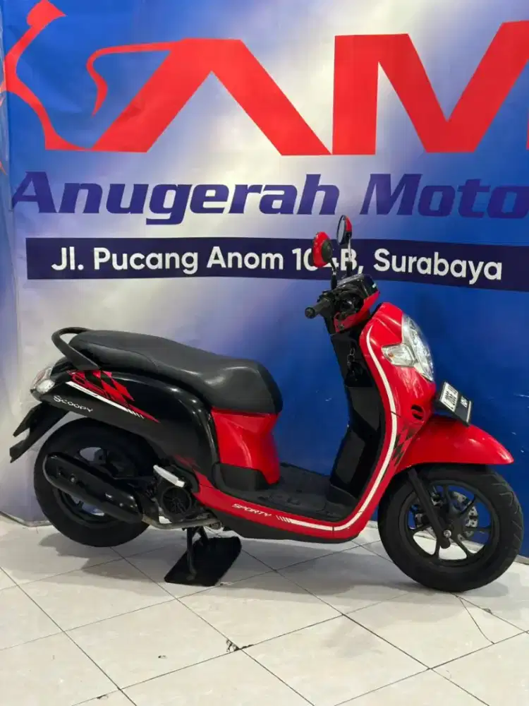 Low KM!!! Honda Scoopy sporty
